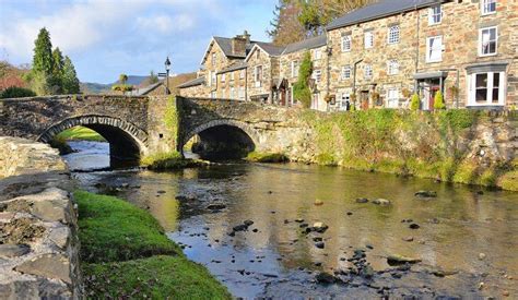 12 Best Small Towns in Wales .